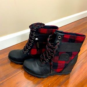 Sorel Buffalo plaid boots